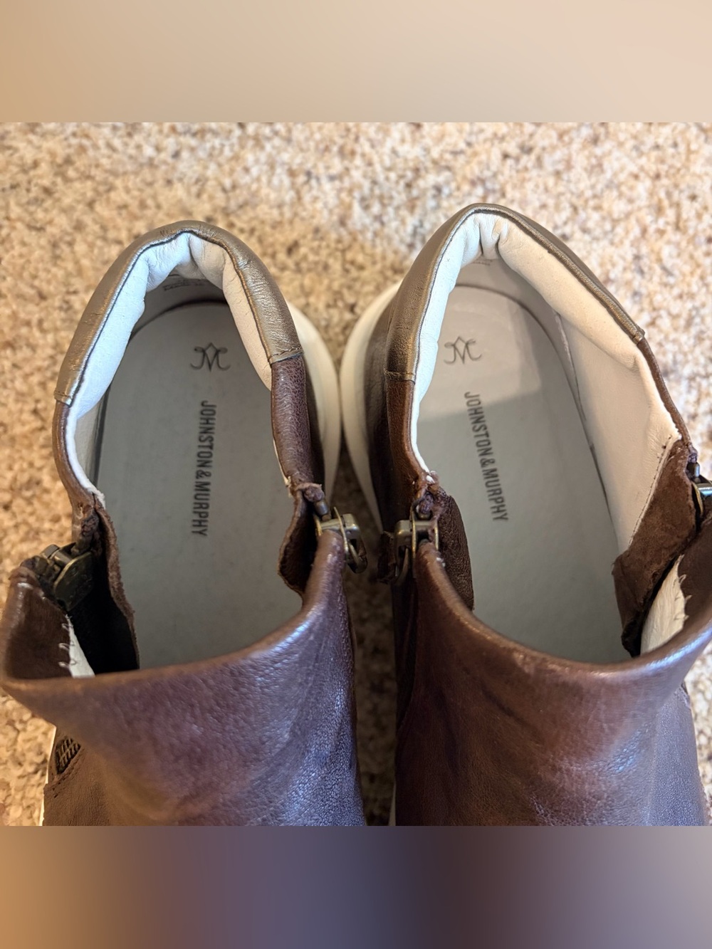 Women's JOHNSTON & MURPHY Emery Zip Bootie in Brown, Size 10M - Picture 7 of 8